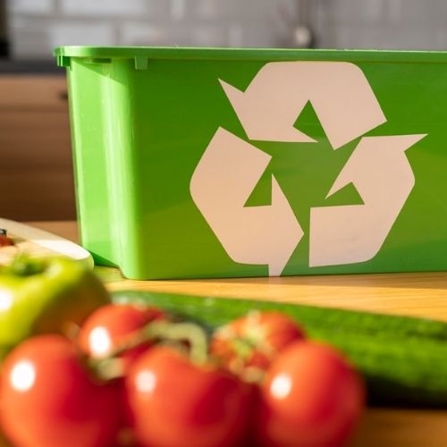 ¿TE TOMAS EN SERIO EL RECICLAJE? EL MOVIMIENTO ZERO WASTE O LA SLOW FOOD